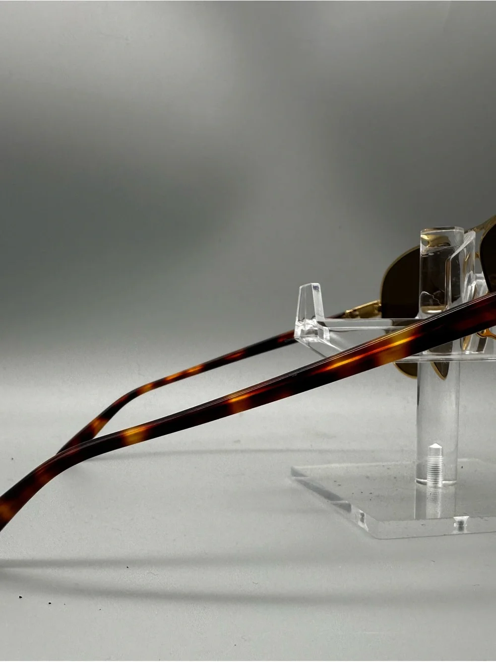Oakley Feedback Sunglasses Gold Tortoise Aviator Brown Lens OO4079-11 59-13 Flaw